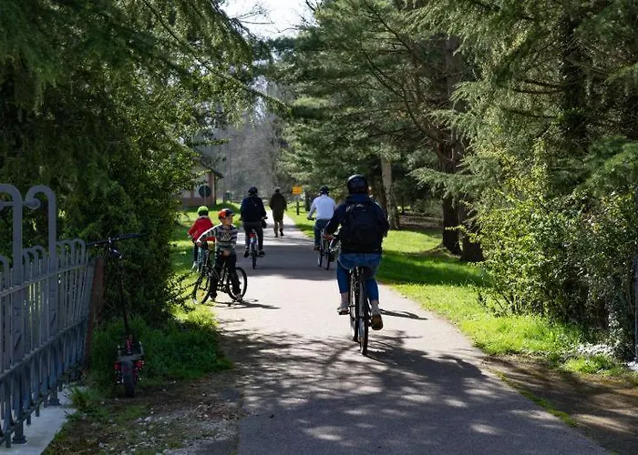 Les Duchesses * Forges-les-Eaux